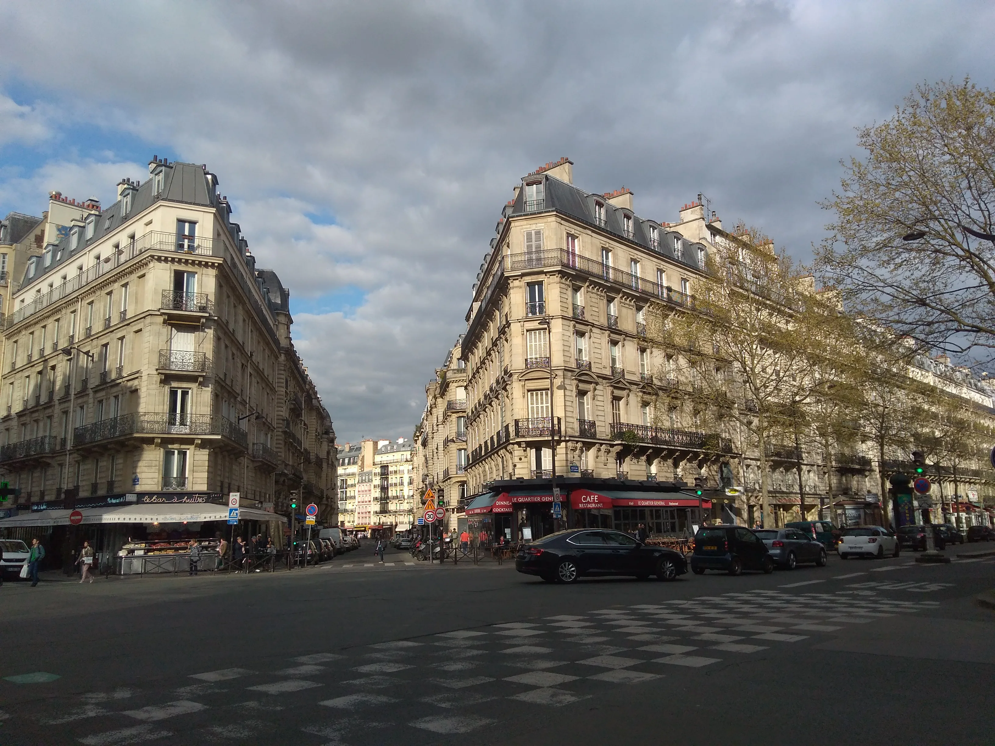 Latin Quarter streets in Paris